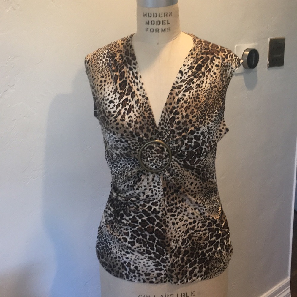 Sleevless top leopard print